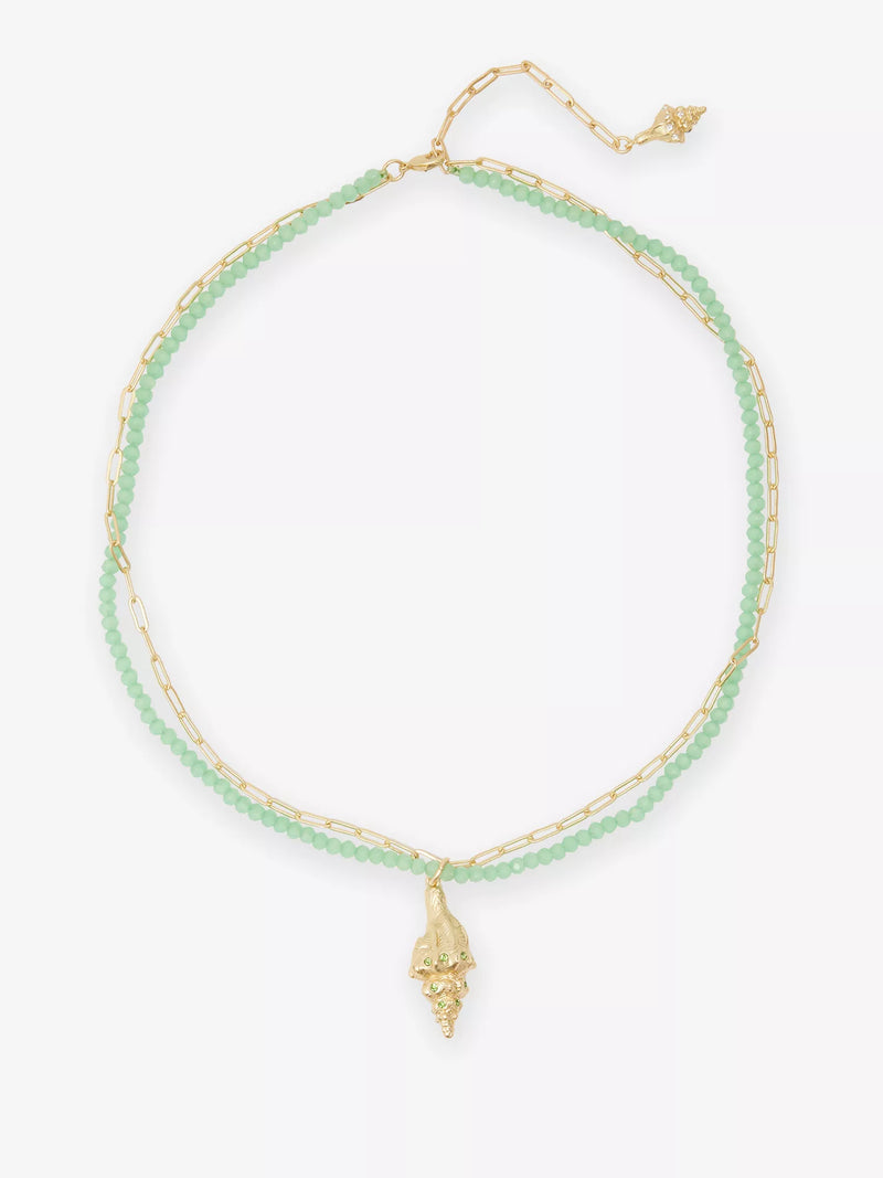 Noir Shell Metal Pendant Green Necklace