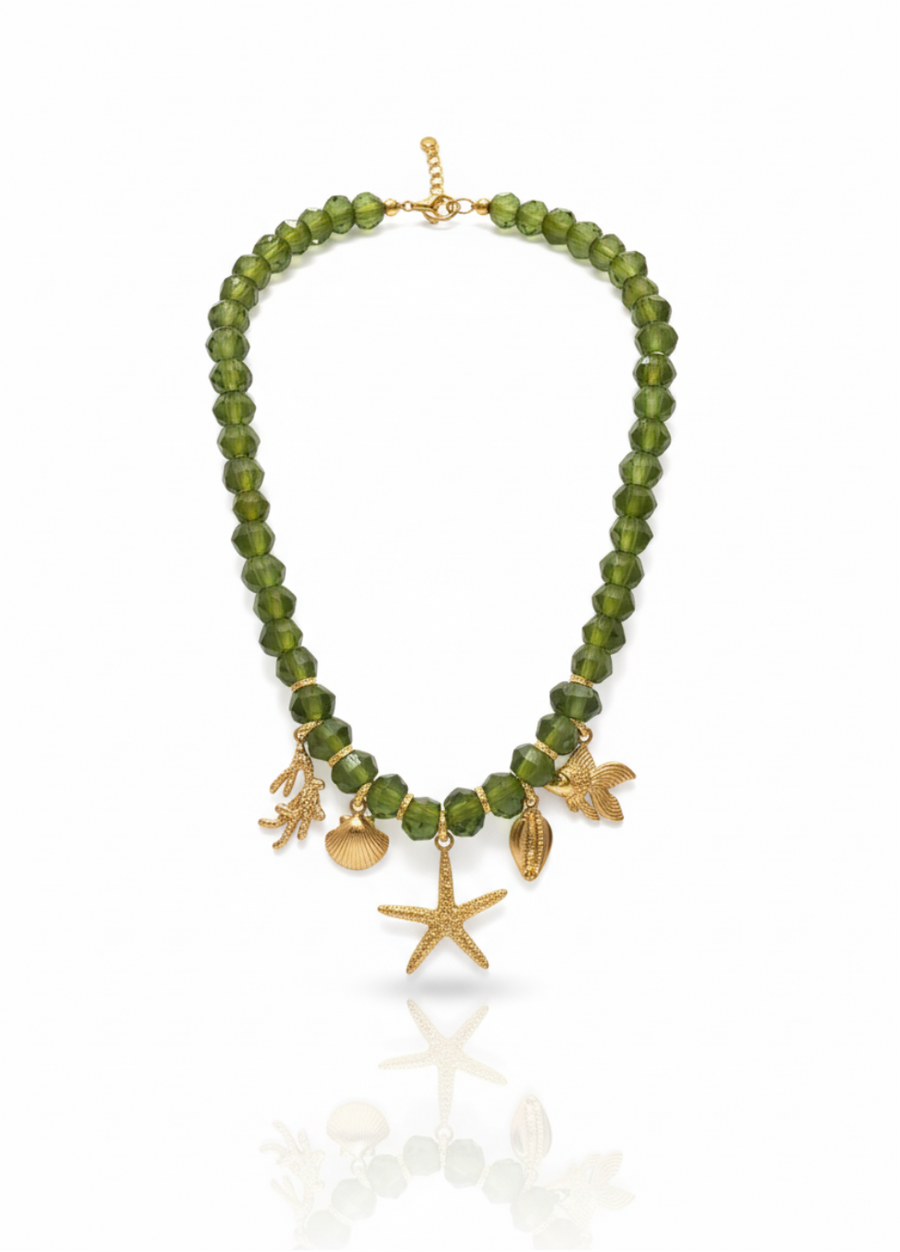 Meretrix Necklace in Green