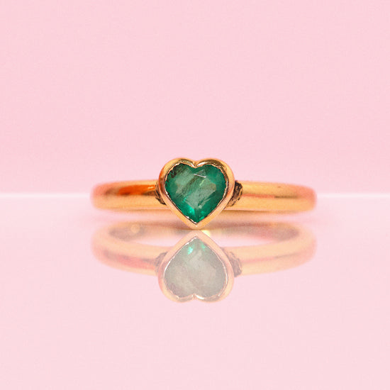 14ct Gold 0.44ct Emerald Heart Shaped Ring