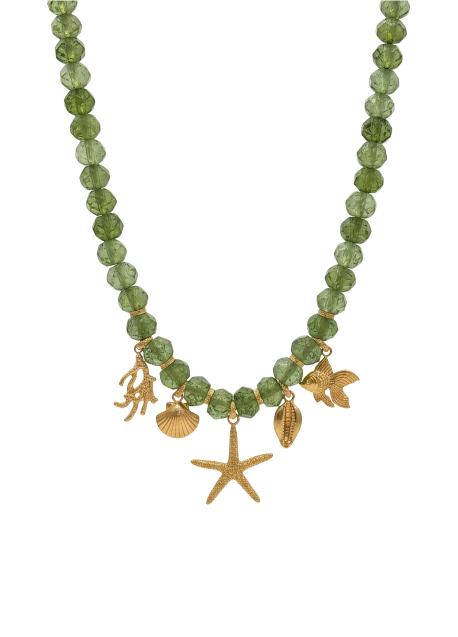 Meretrix Necklace in Green