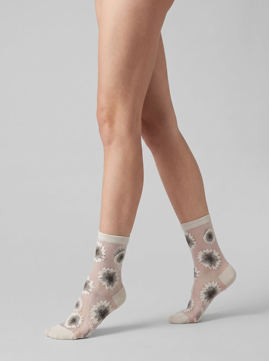 Pale Green Petal Veil Socks