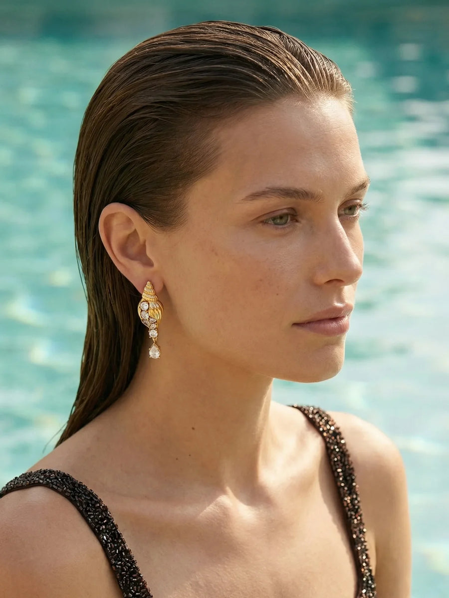 Mercenaria Earrings Gold