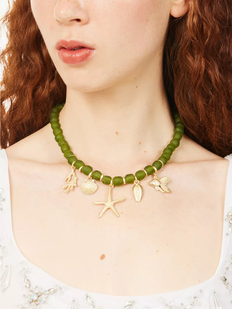 Meretrix Necklace in Green