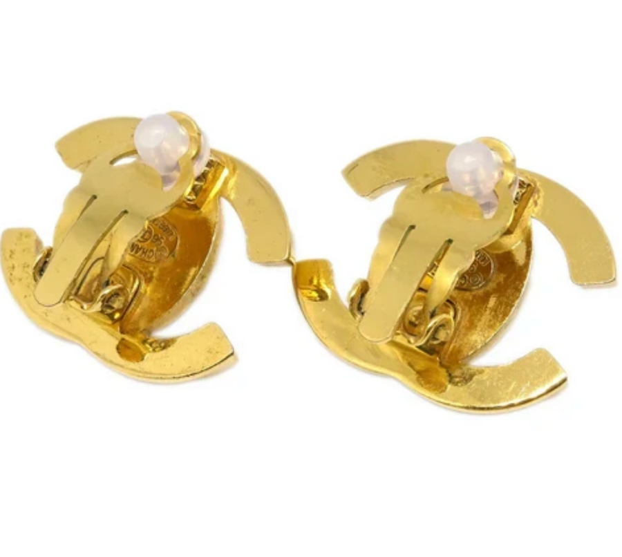 Chanel CC Turnlock Clip-On Earrings Gold Large